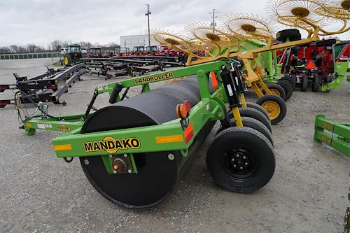 2026 MANDAKO L1040M
