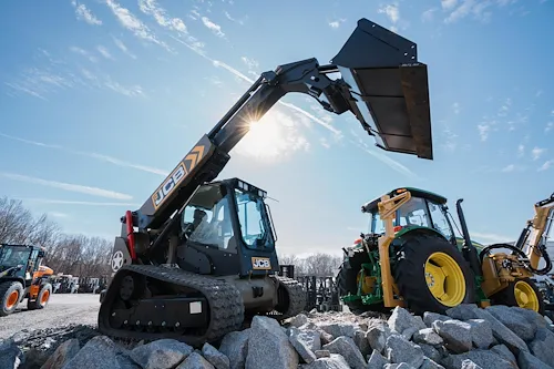 2026 JCB 3TS-8T