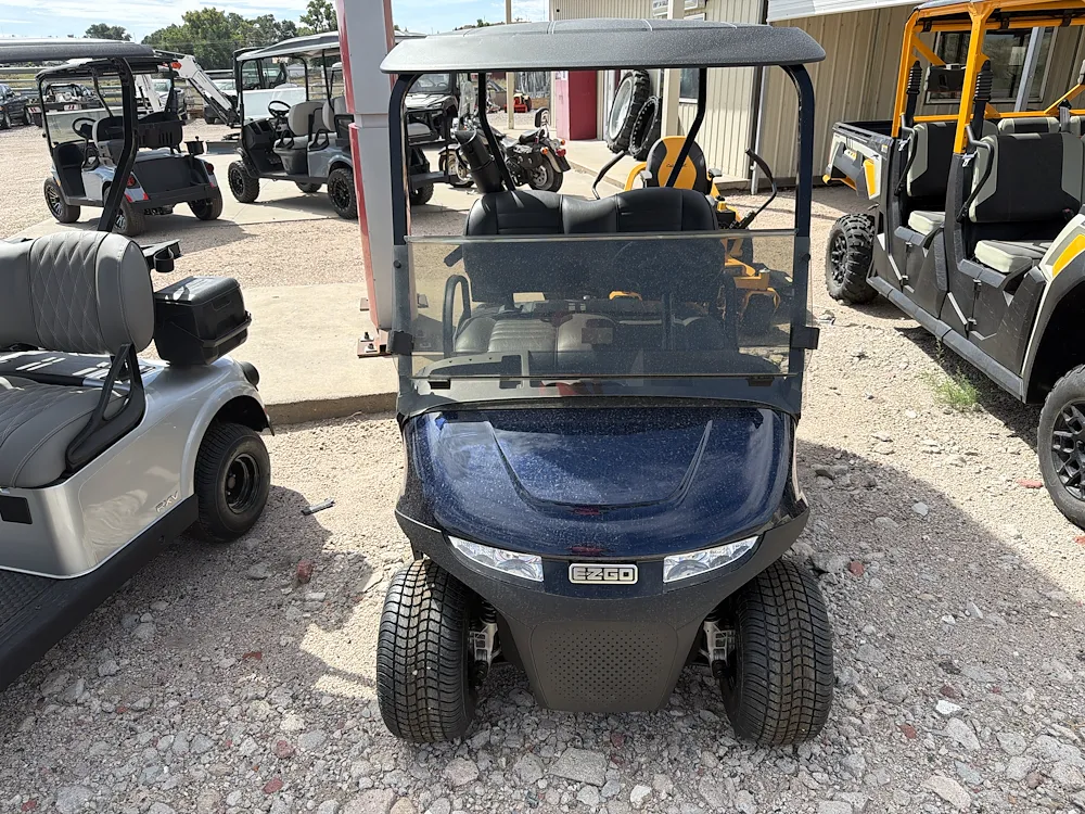 2027 E-Z-GO RXV Gas EFI