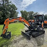  DEVELON DX42-7