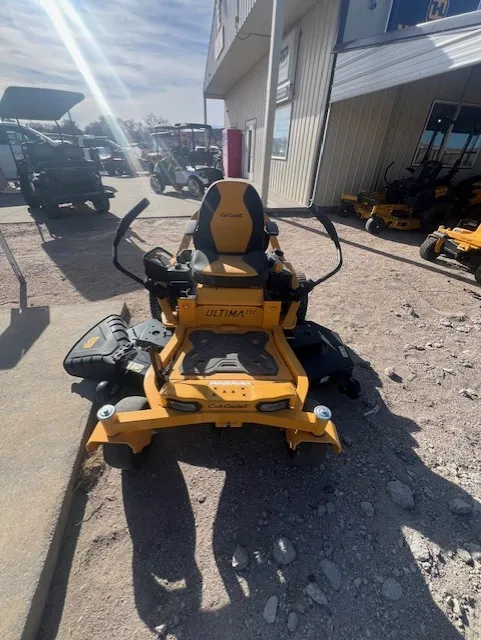 2024 CUB CADET ZT2