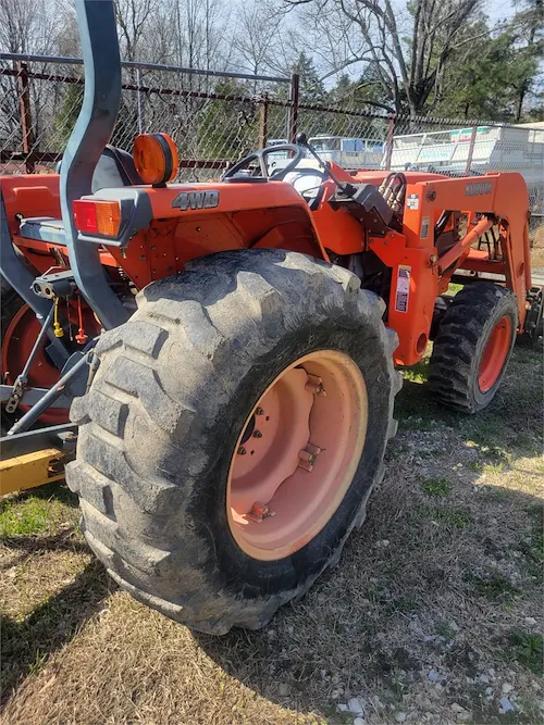 2013 KUBOTA L4400DT