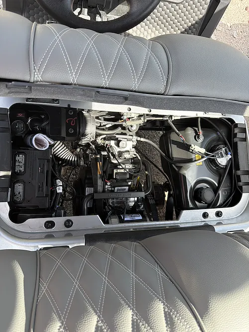 2027 E-Z-GO RXV Gas EFI