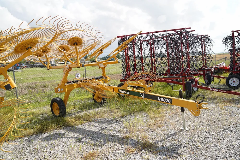 2025 VERMEER VR820