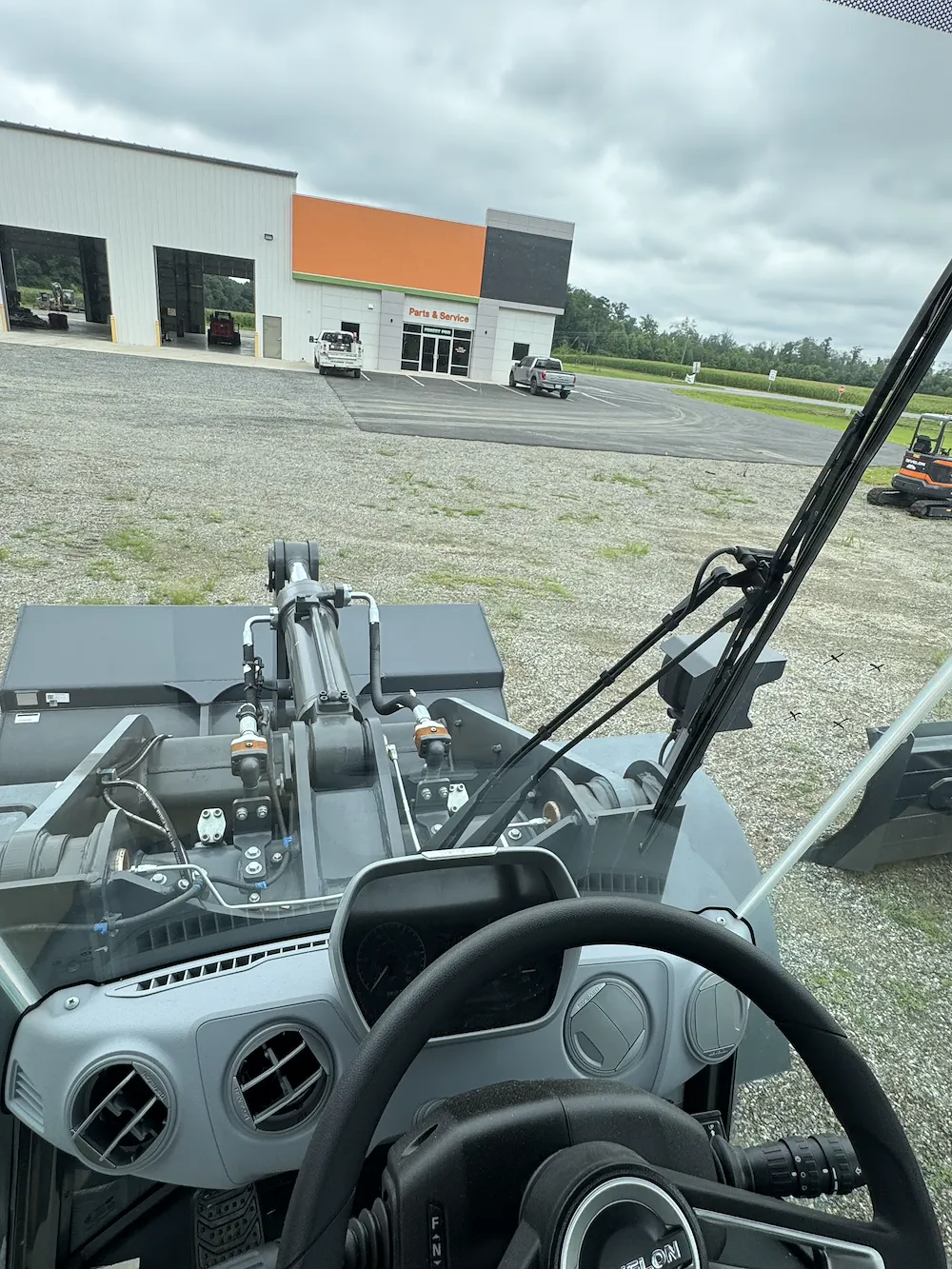  DEVELON DL220-7