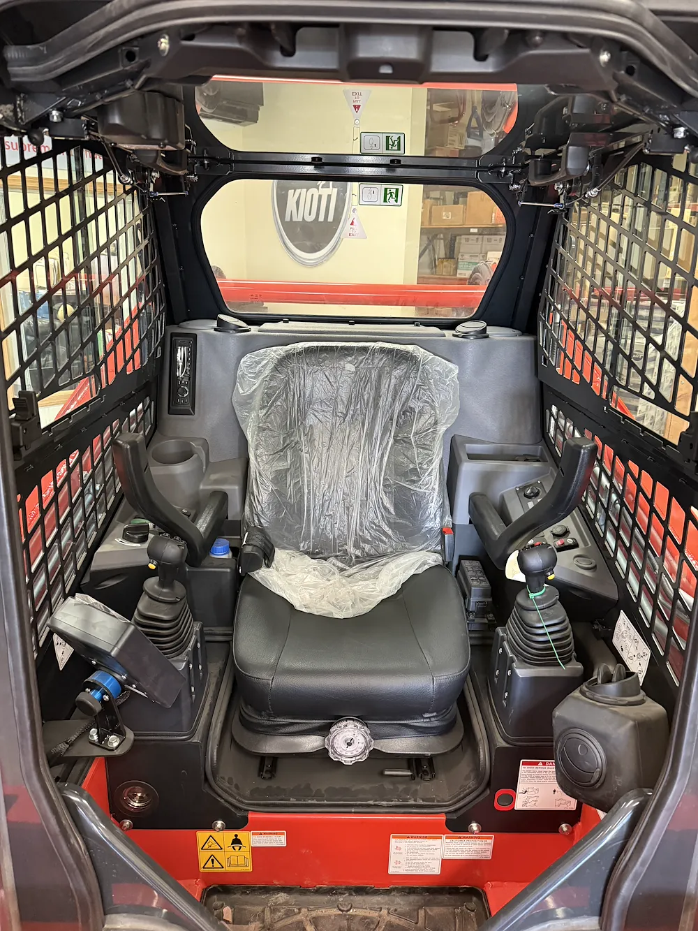 2025 KIOTI TL750