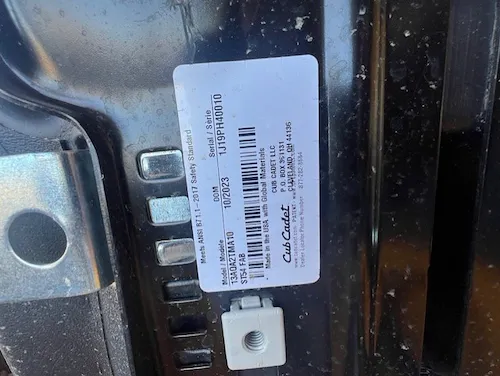 2024 CUB CADET ST54 XT1