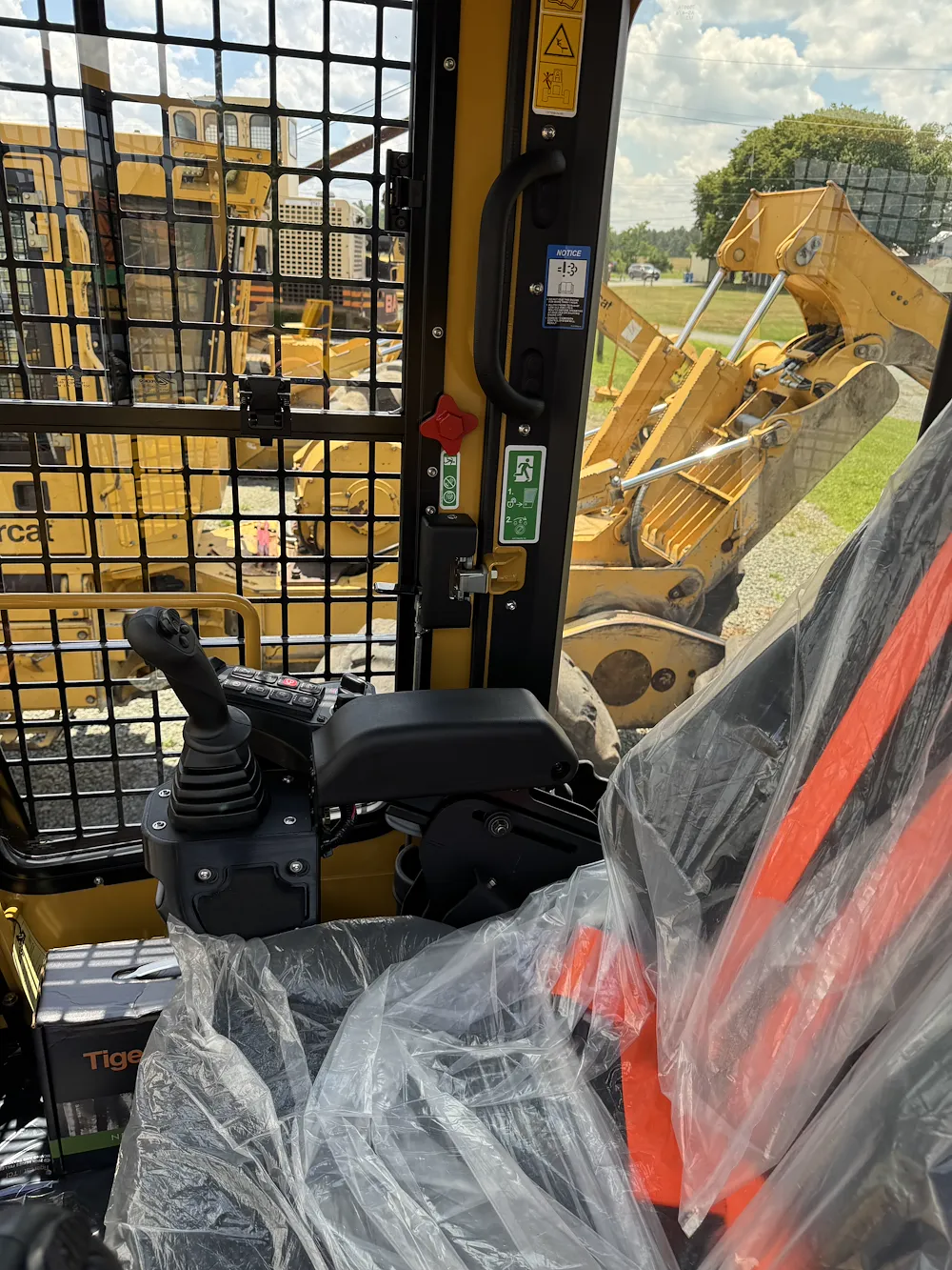  TIGERCAT 726H