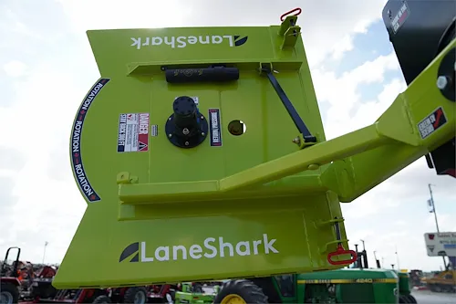 2025 LANE SHARK USA LS3