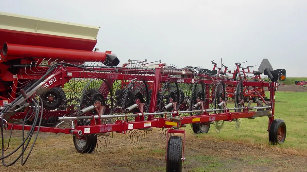 2008 M&W DF12