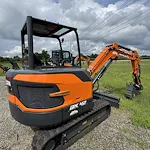  DEVELON DX42-7