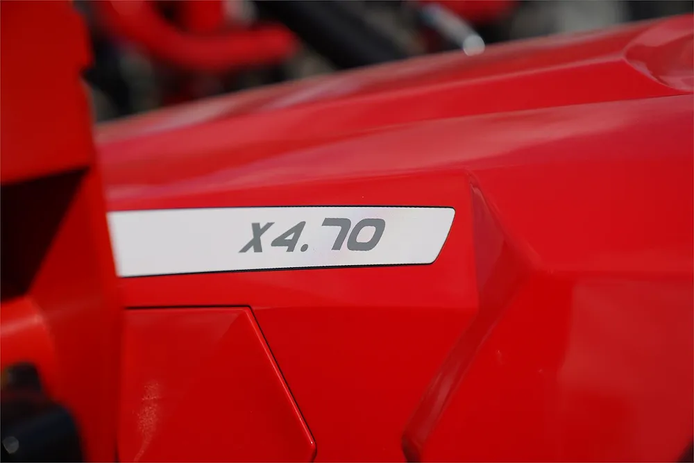 2025 MCCORMICK X4.070