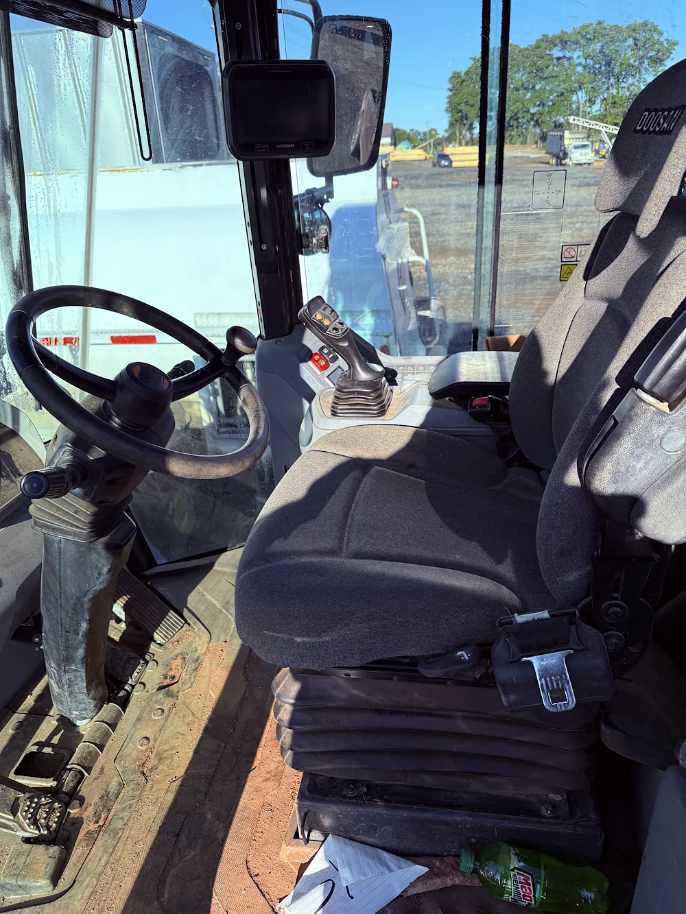  DEVELON DL220-7