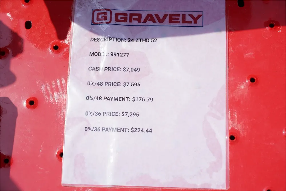 2025 GRAVELY ZT HD 52