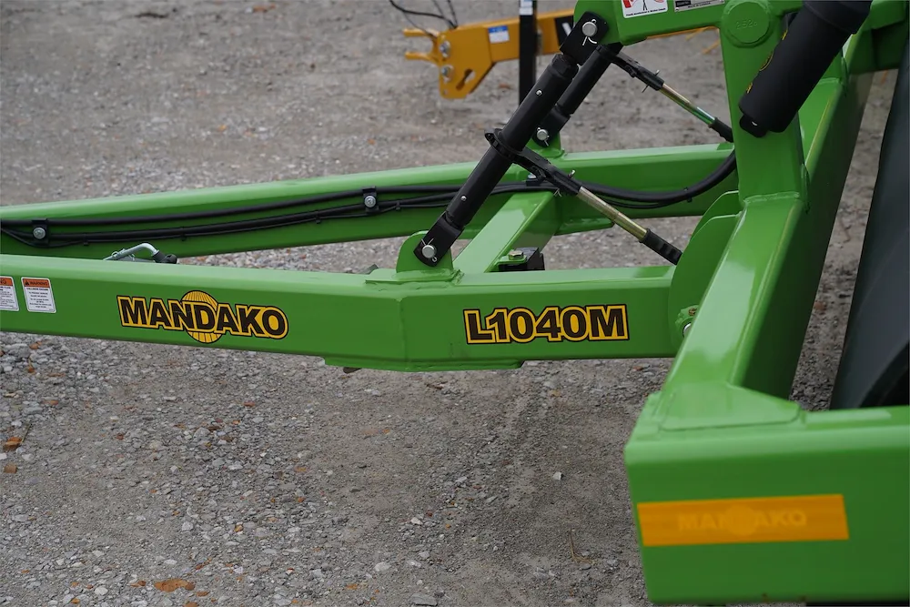 2026 MANDAKO L1040M