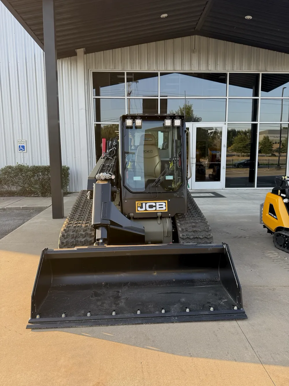 2026 JCB 3TS-8T