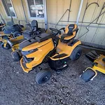 2024 CUB CADET LX42 XT2
