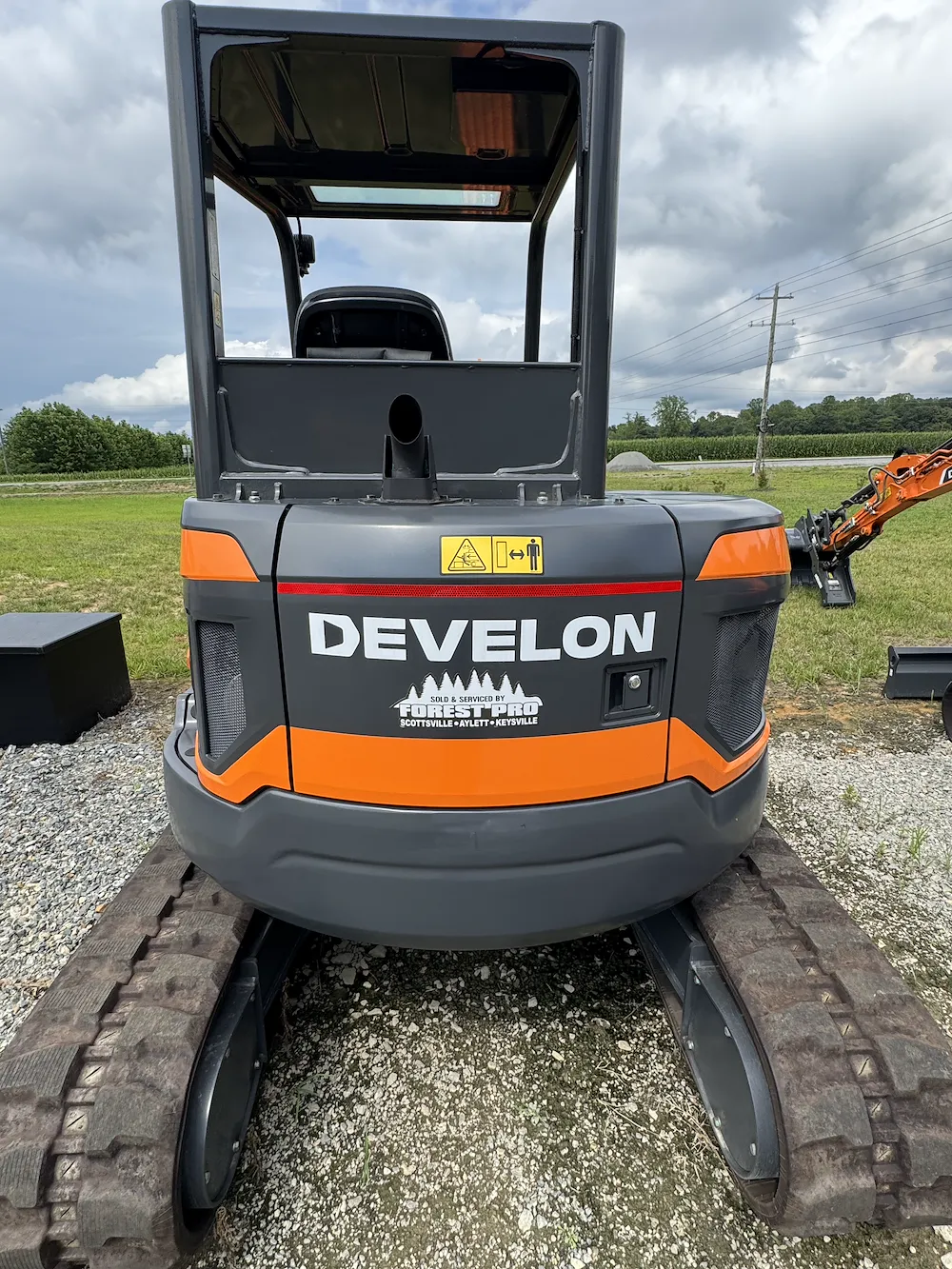 DEVELON DX50Z-7