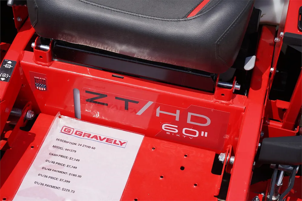 2025 GRAVELY ZT60 HD