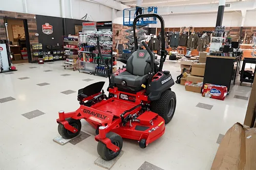 2025 GRAVELY PROTURN 152