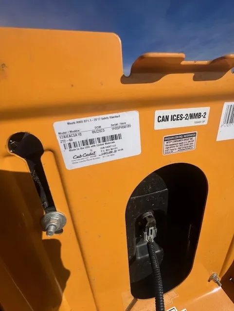 2024 CUB CADET ZT2