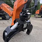  DEVELON DX225LL-7