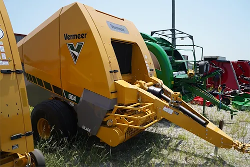 2025 VERMEER 604 PRO
