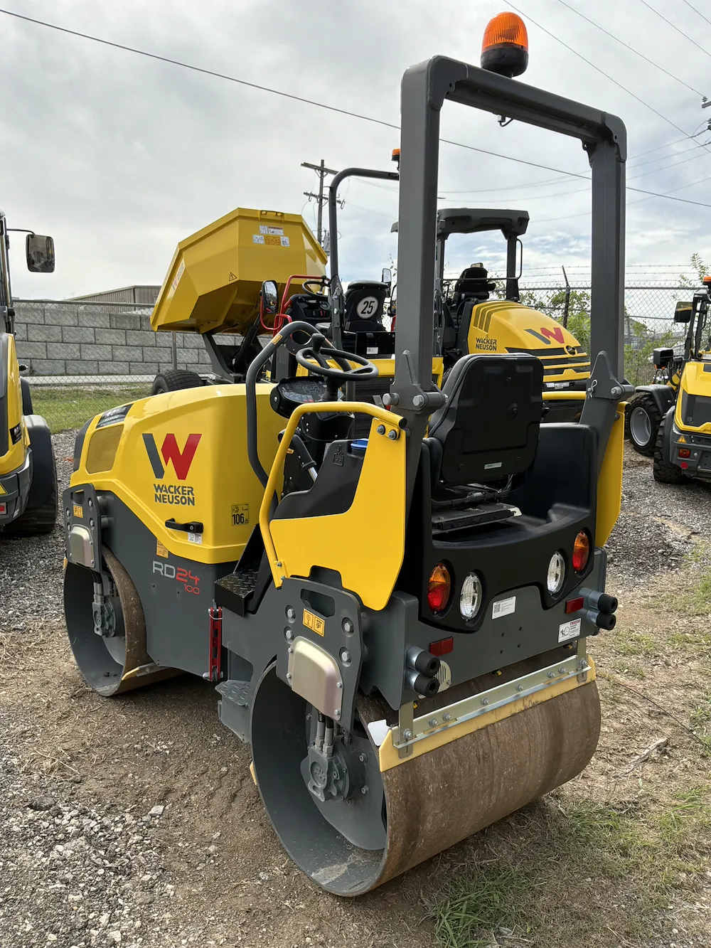  WACKER NEUSON RD24-100