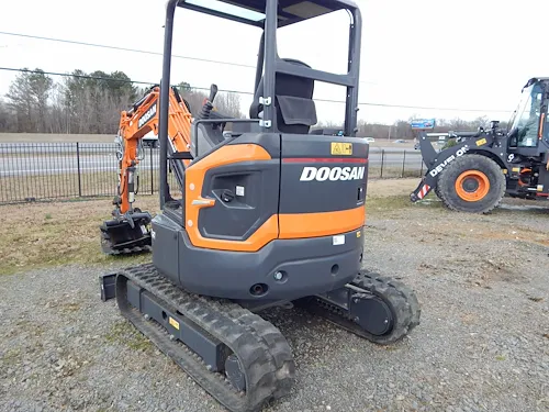  DOOSAN DX27Z-7
