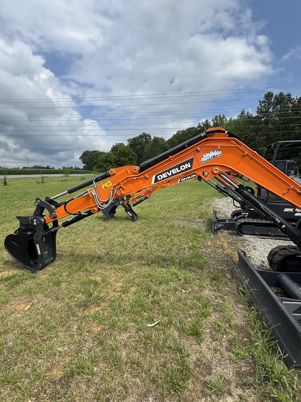  DEVELON DX50Z-7