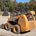 2011 CASE SR250
