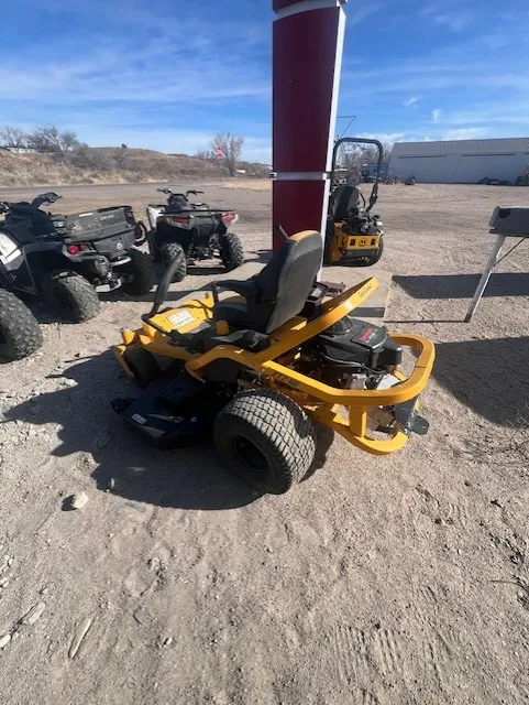 2024 CUB CADET ZT2