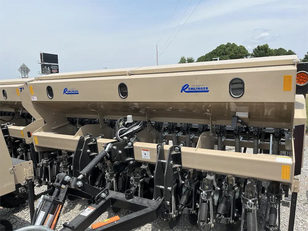 2025 REMLINGER 2300