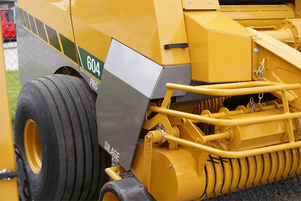 2025 VERMEER 604 PRO