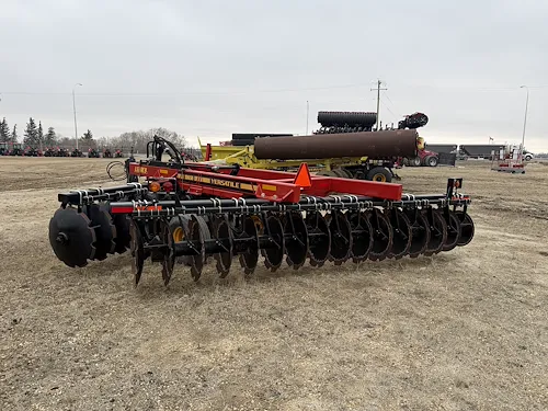 2023 VERSATILE SD650