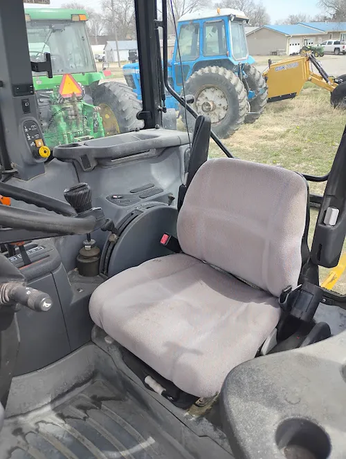 2000 NEW HOLLAND TS100