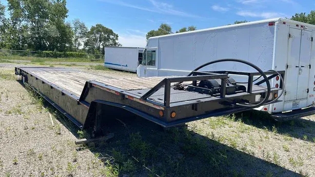 2007 TRAIL-EZE 48' X 102"