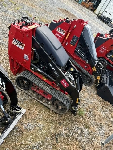 2022 TORO DINGO TX427W