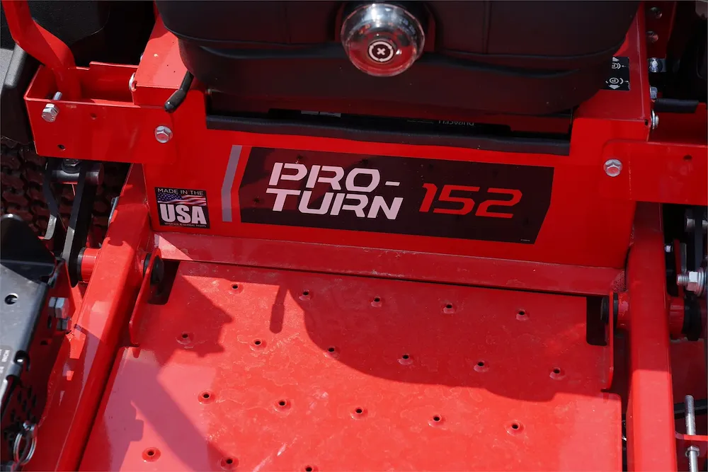 2025 GRAVELY PROTURN 152