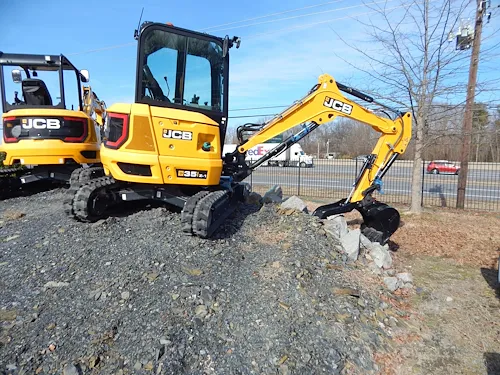 2024 JCB 35Z-1