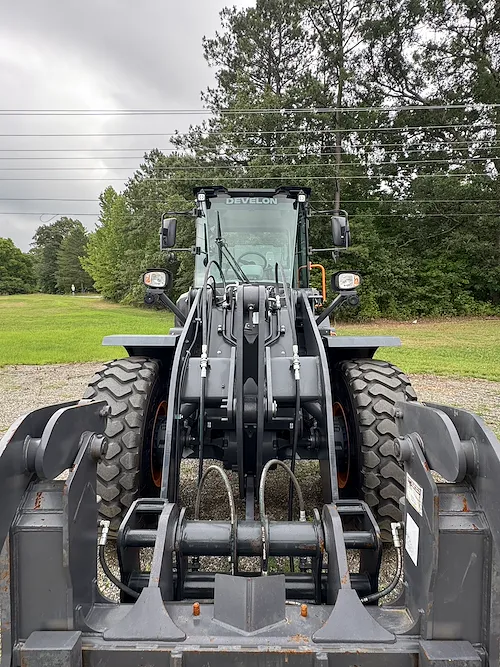  DEVELON DL250-7