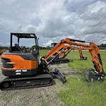  DEVELON DX42-7