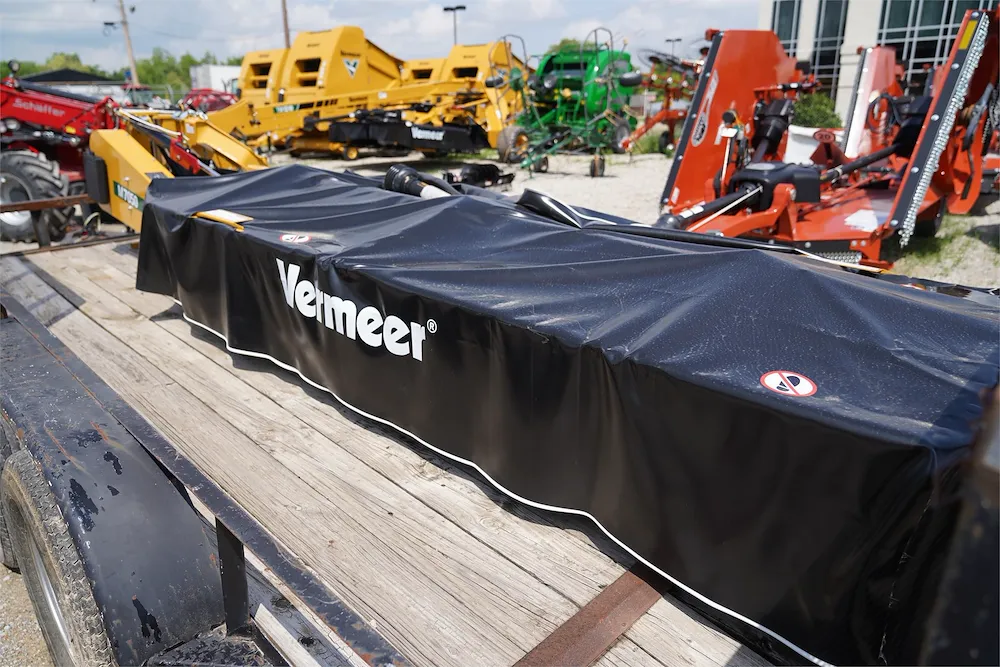 2025 VERMEER M7050
