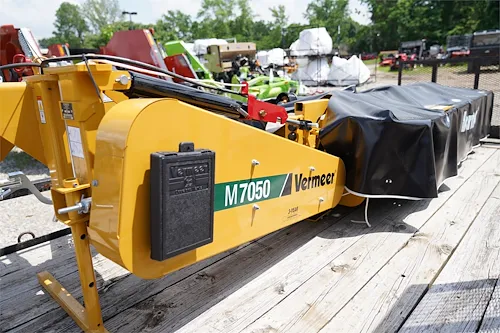 2025 VERMEER M7050