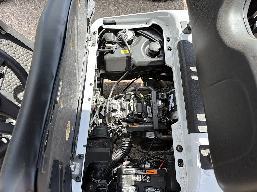 2027 E-Z-GO Valor Gas EFI