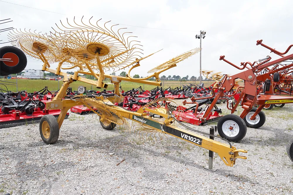 2025 VERMEER VR1022