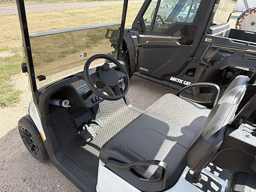 2027 E-Z-GO Valor Gas EFI