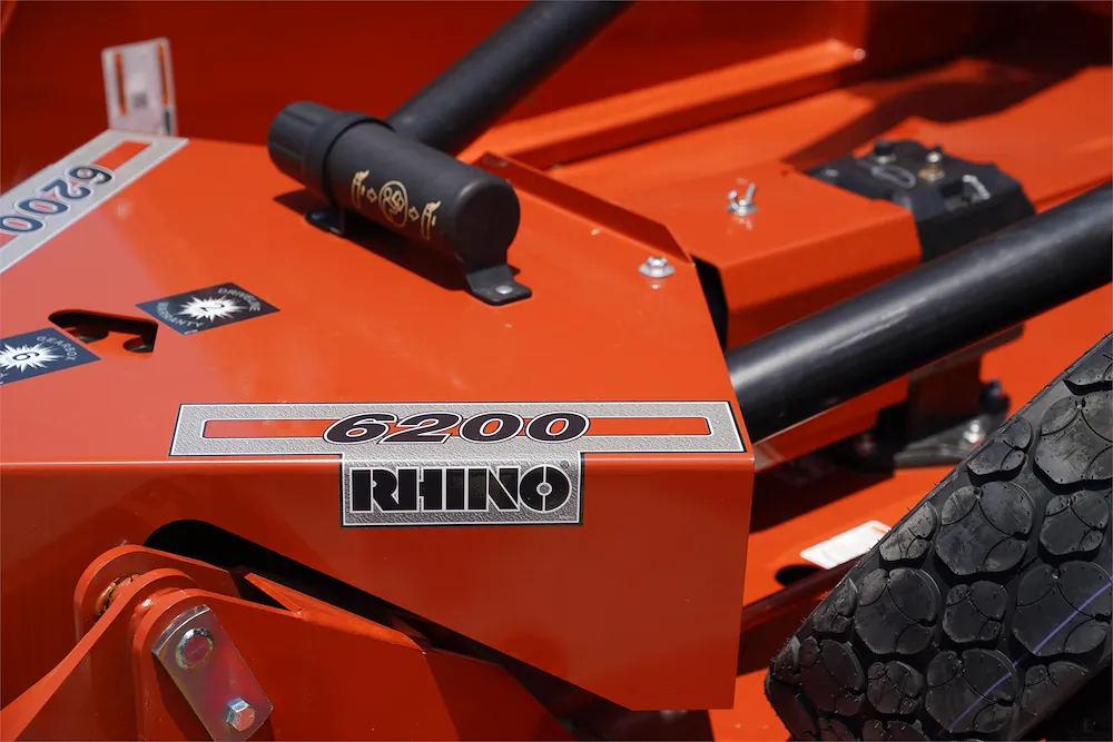 2025 RHINO 6200