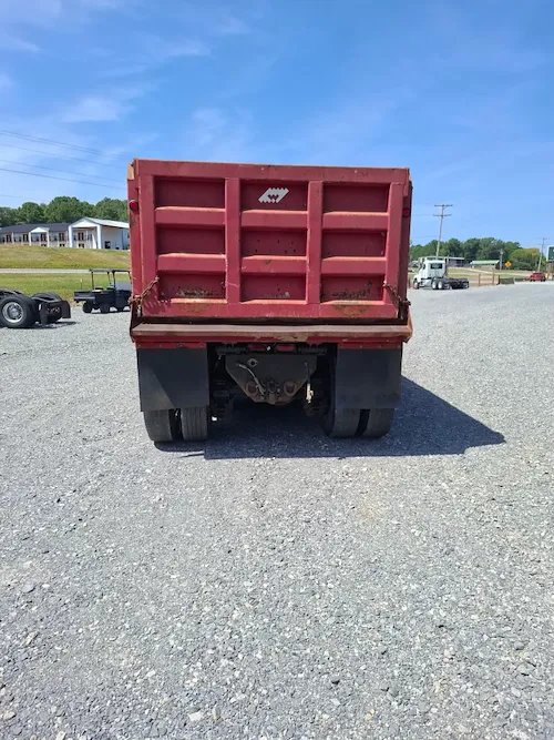 2000 MACK RD688S