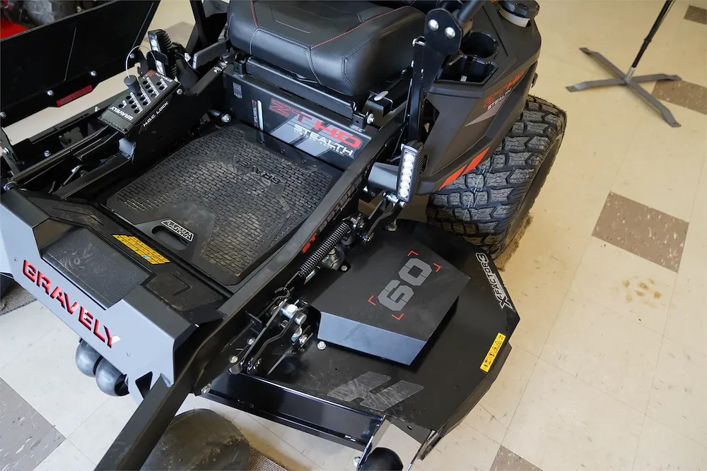 2025 GRAVELY ZT HD STEALTH 60